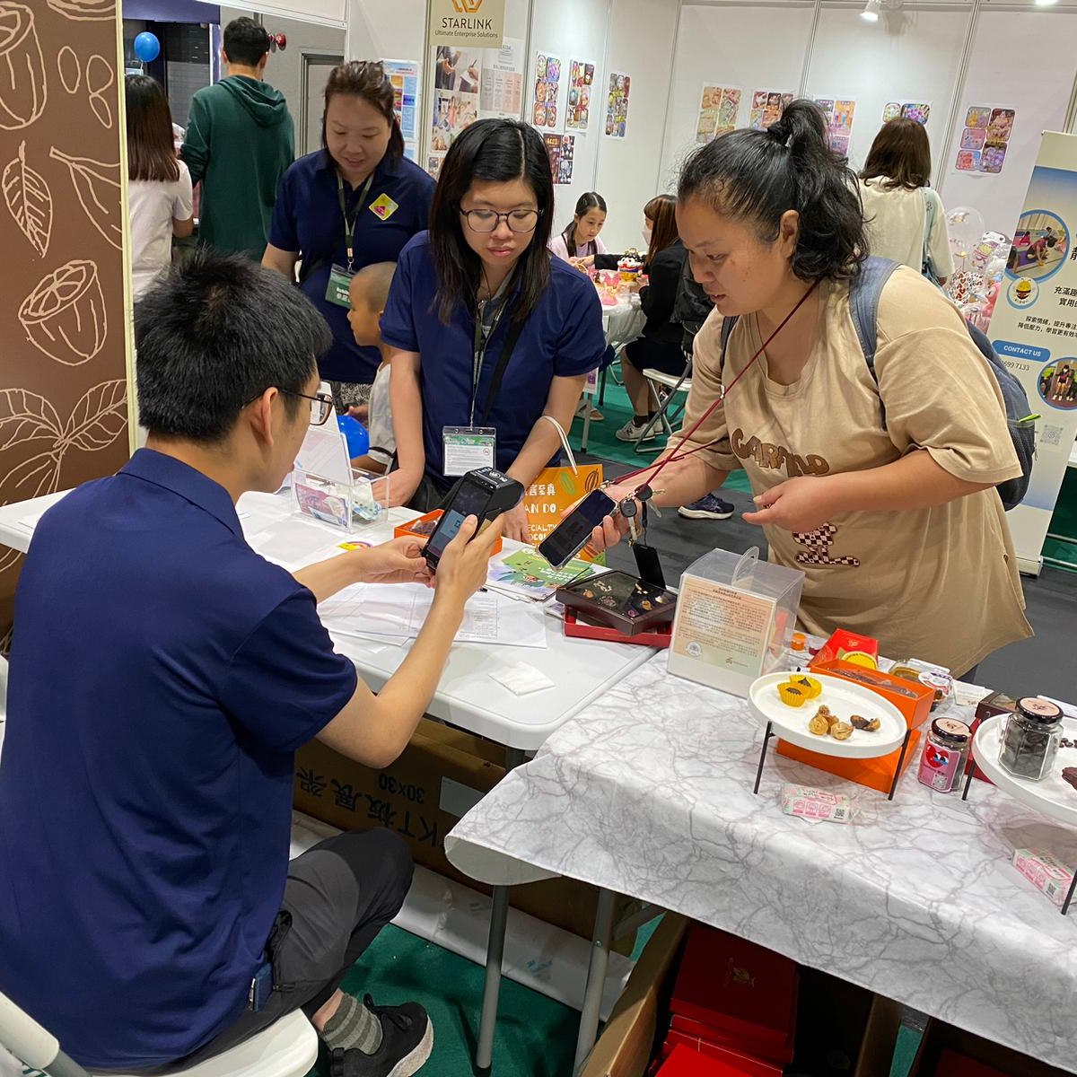 朱古力義賣日 @兒童書展